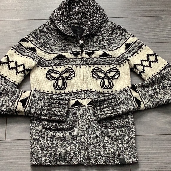 ARITZIA TNA~Sea To Ski Sweater (New Condition) - Picture 3 of 10